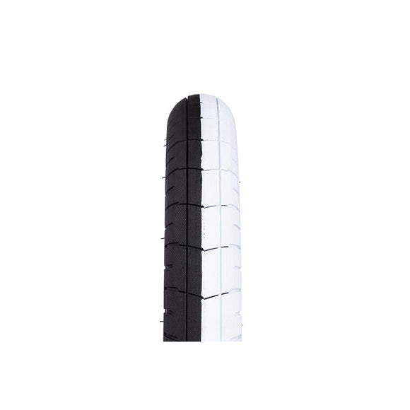 We The People Activate 20''x2.35 Wire Clincher Cobweb Technology 120TPI White