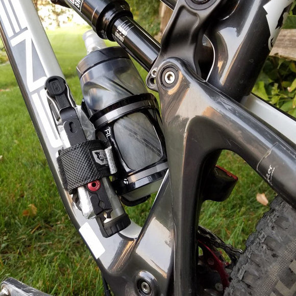 Wolf Tooth B-RAD Half Bottle Adapter