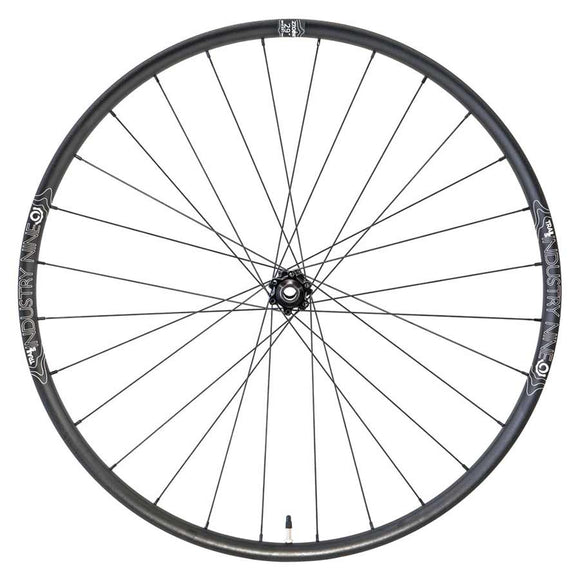 Industry Nine Trail S Hydra Wheel Front 29'' / 622 Holes: 28 15mm TA 110mm Boost Disc IS 6-bolt