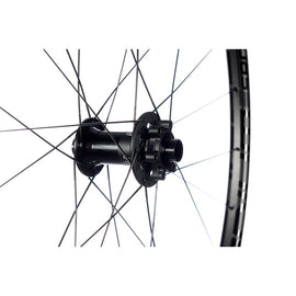 Stans No Tubes Podium SRD Wheel Front 29'' / 622 Holes: 24 15mm TA 110mm Boost Disc IS 6-bolt