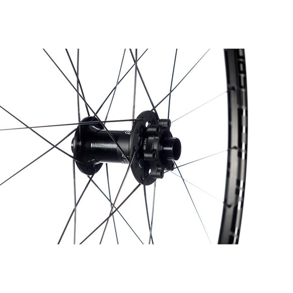 Stans No Tubes Podium SRD Wheel Front 29'' / 622 Holes: 24 15mm TA 110mm Boost Disc IS 6-bolt