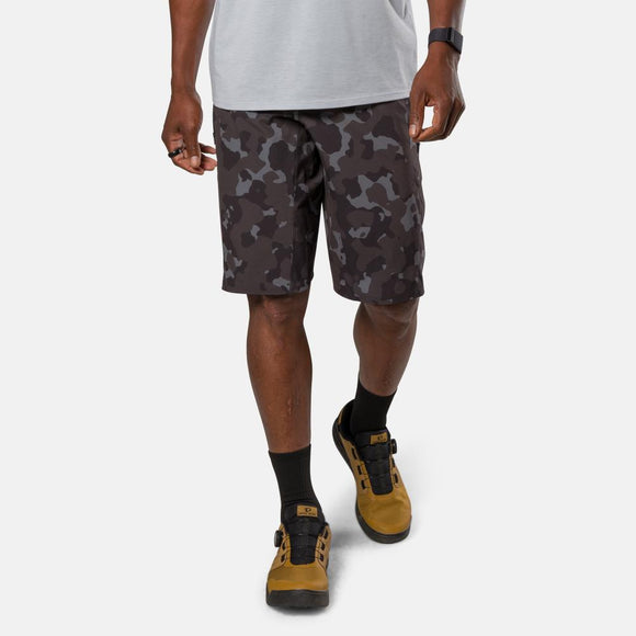 Men's Summit Shell Shorts - BLACK CAMO / 28