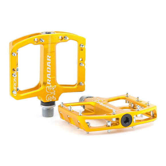 Chromag Radar Platform Pedals Body: Aluminum Spindle: Steel 9/16'' Gold