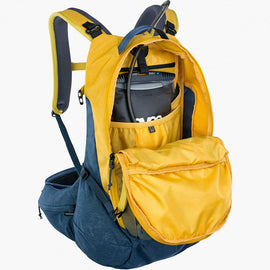 EVOC Trail Pro 26 Protector backpack 26L Curry/Denim LXL