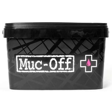 Muc-Off 8-in-1 Cleaning Kit: Tub with 8 Pieces