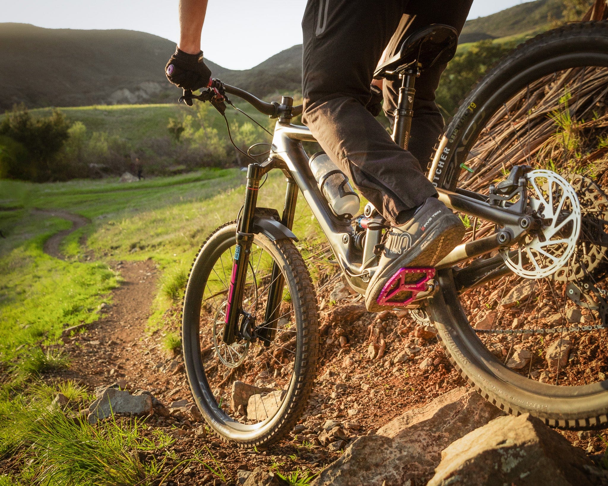 Wolf Tooth Ripsaw Aluminum Pedals