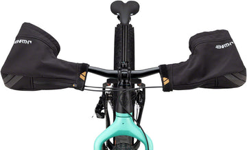 45NRTH Draugenklaw Flat Bar Pogies - Black
